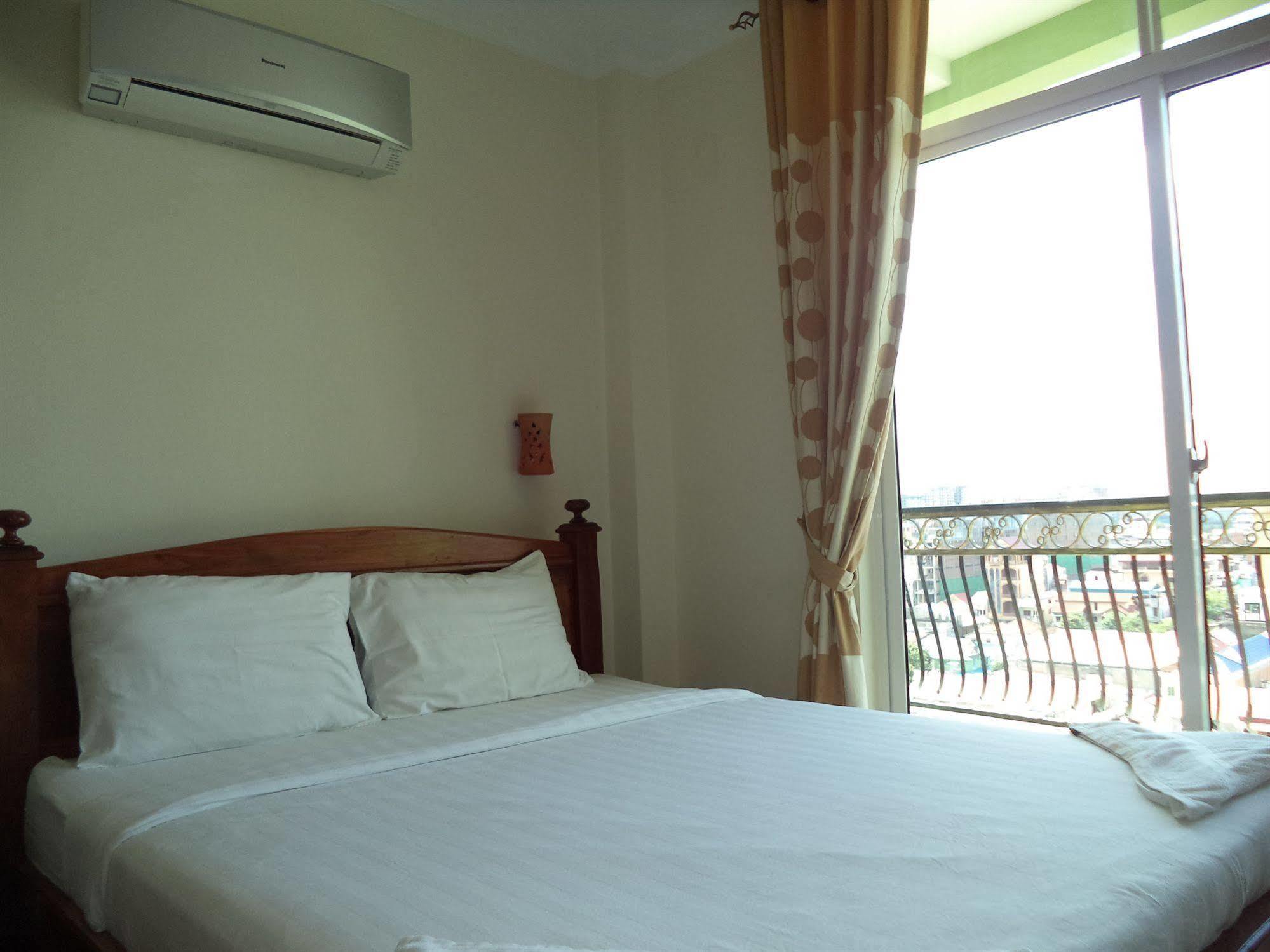Go In Hotel Phnom Penh Dış mekan fotoğraf
